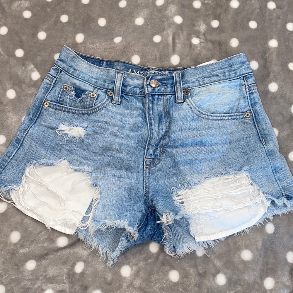 AMERICAN EAGLE VINTAGE HI-RISE FESTIVAL SHORTS 💗